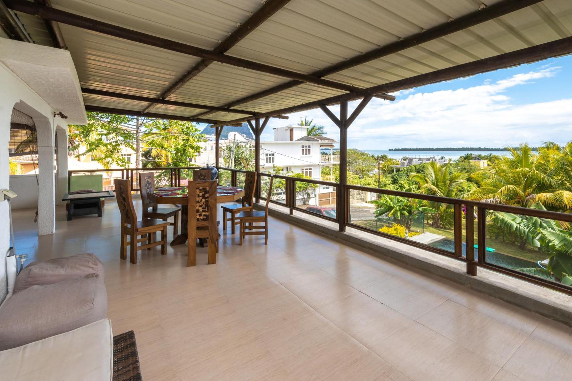 Twakila Sunset Suites La Gaulette Exteriér fotografie