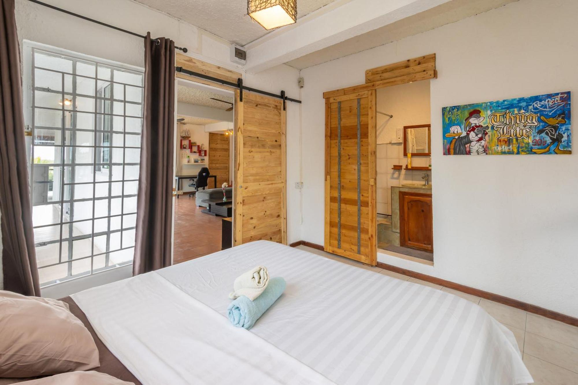 Twakila Sunset Suites La Gaulette Exteriér fotografie