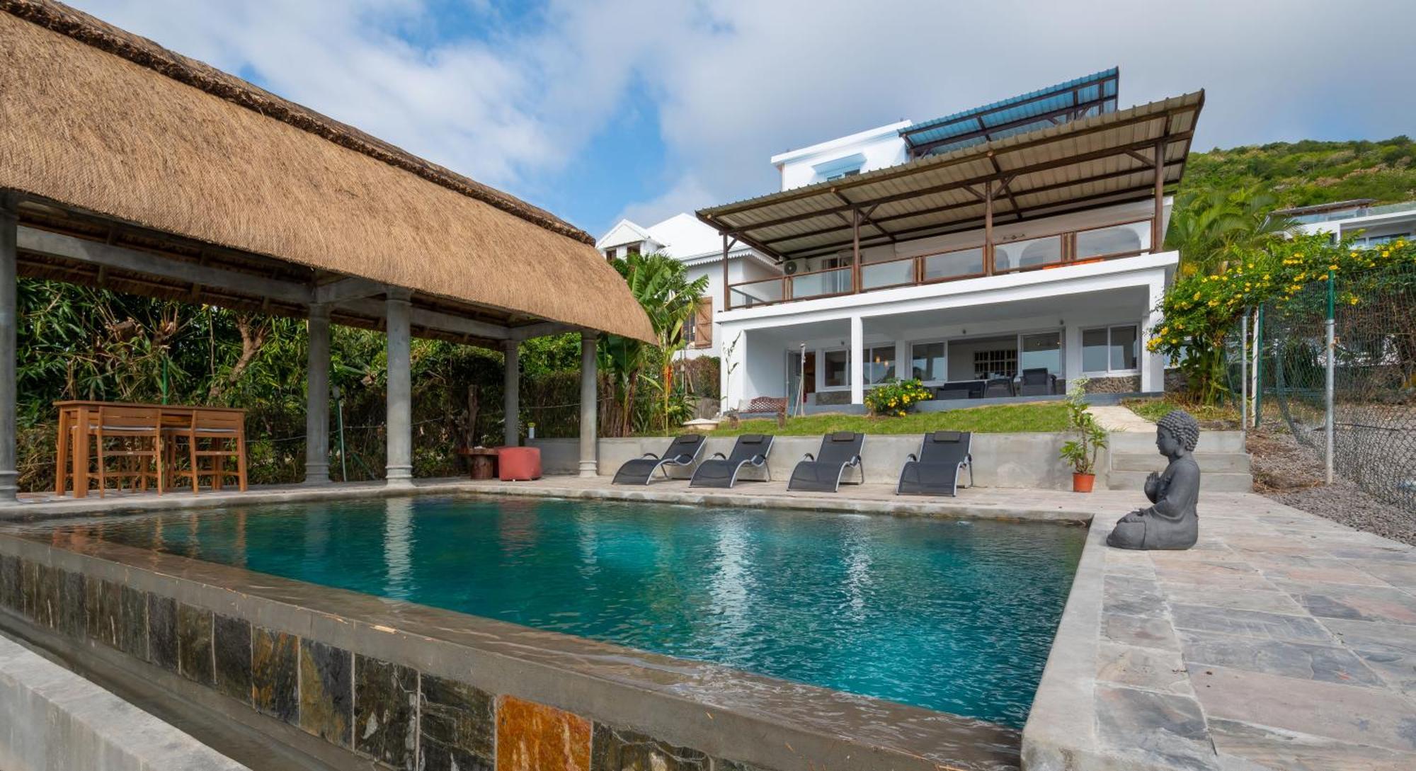Twakila Sunset Suites La Gaulette Exteriér fotografie