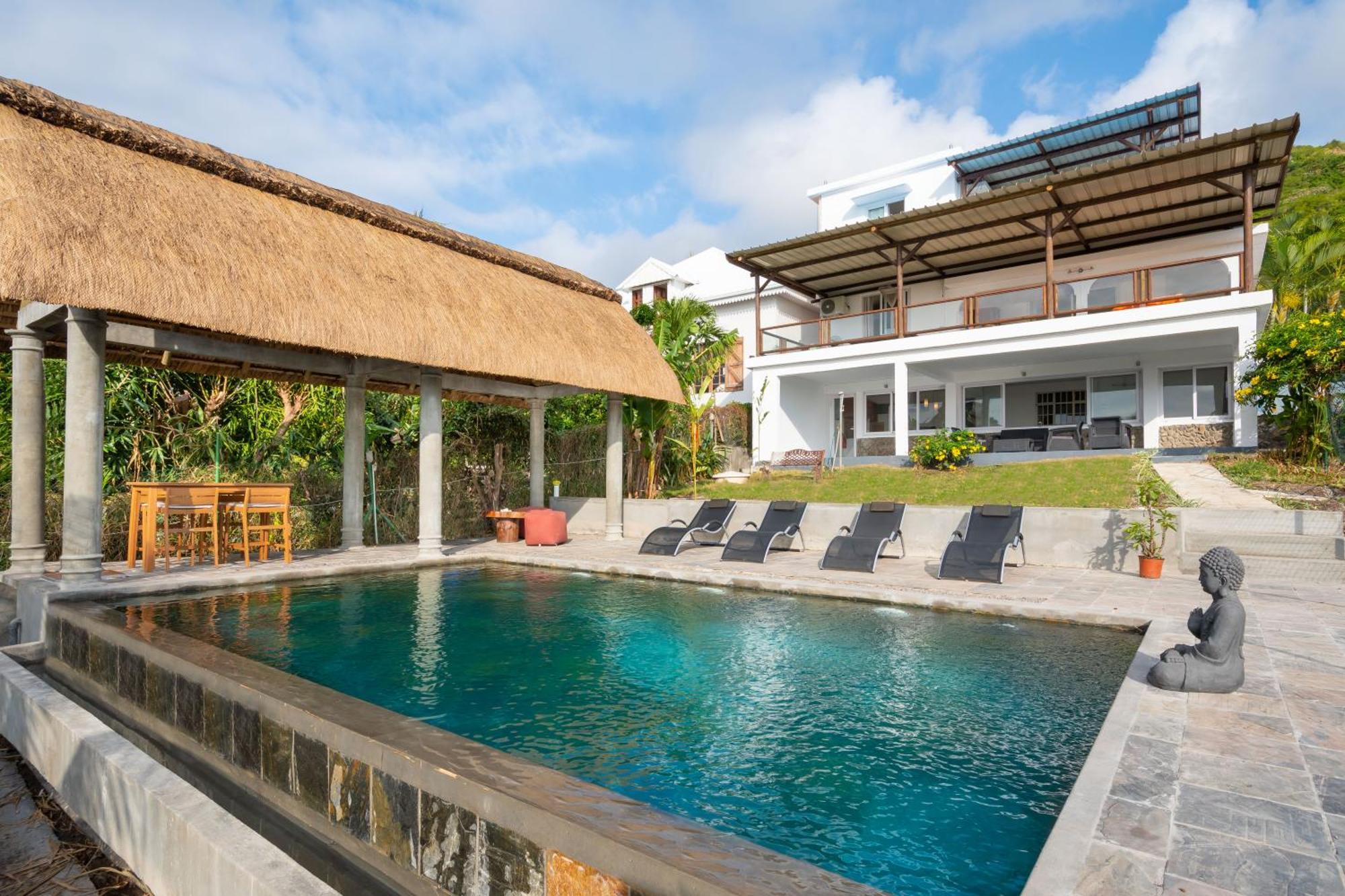 Twakila Sunset Suites La Gaulette Exteriér fotografie