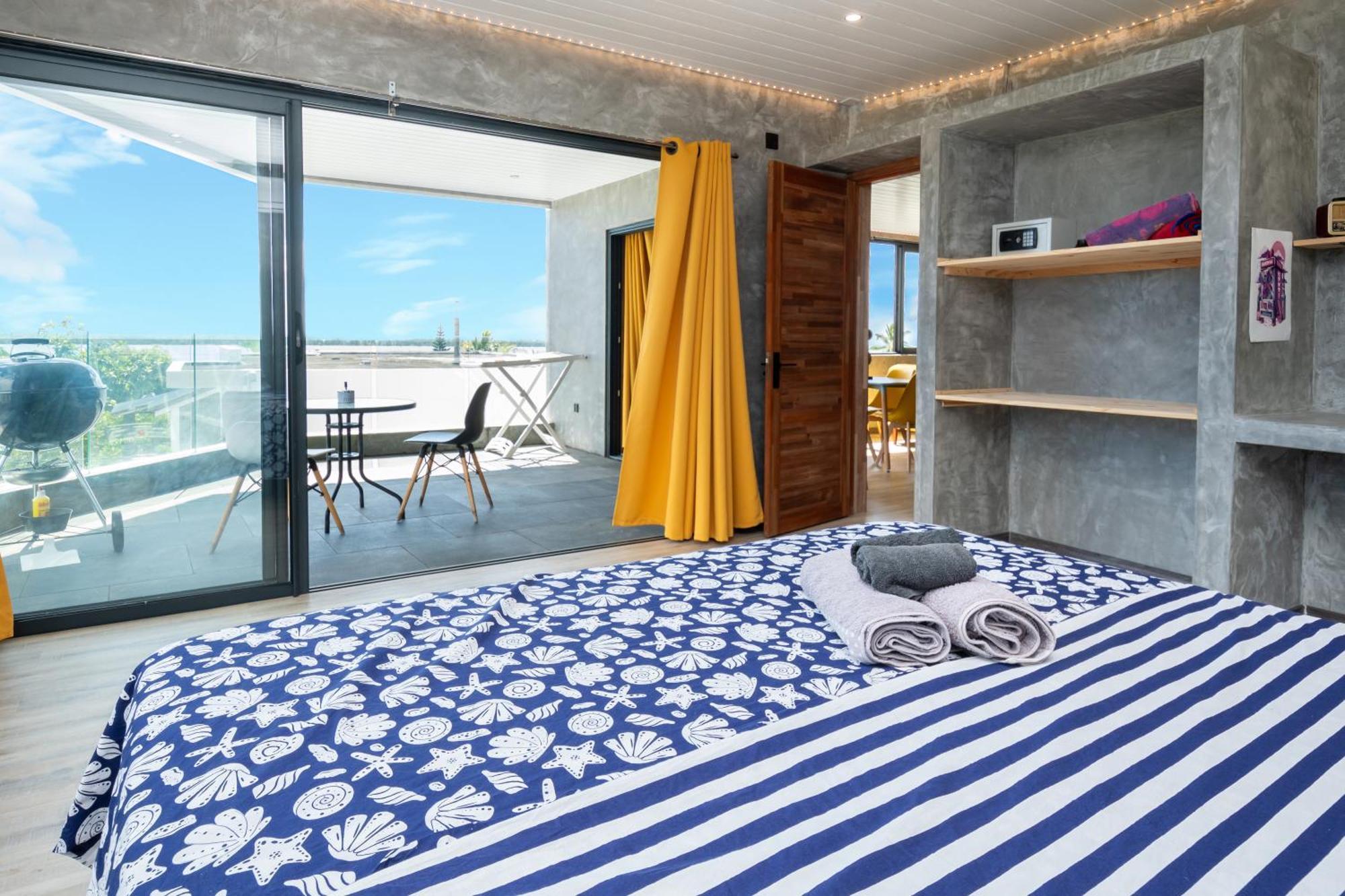 Twakila Sunset Suites La Gaulette Exteriér fotografie