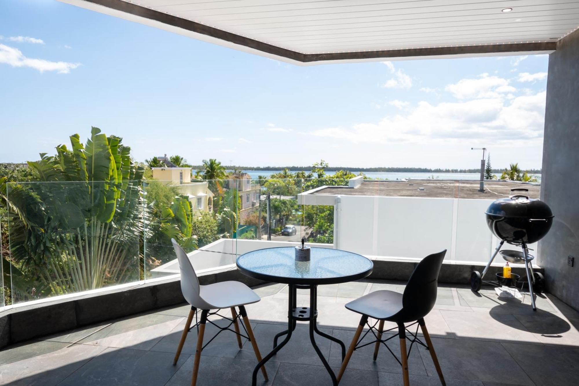 Twakila Sunset Suites La Gaulette Exteriér fotografie