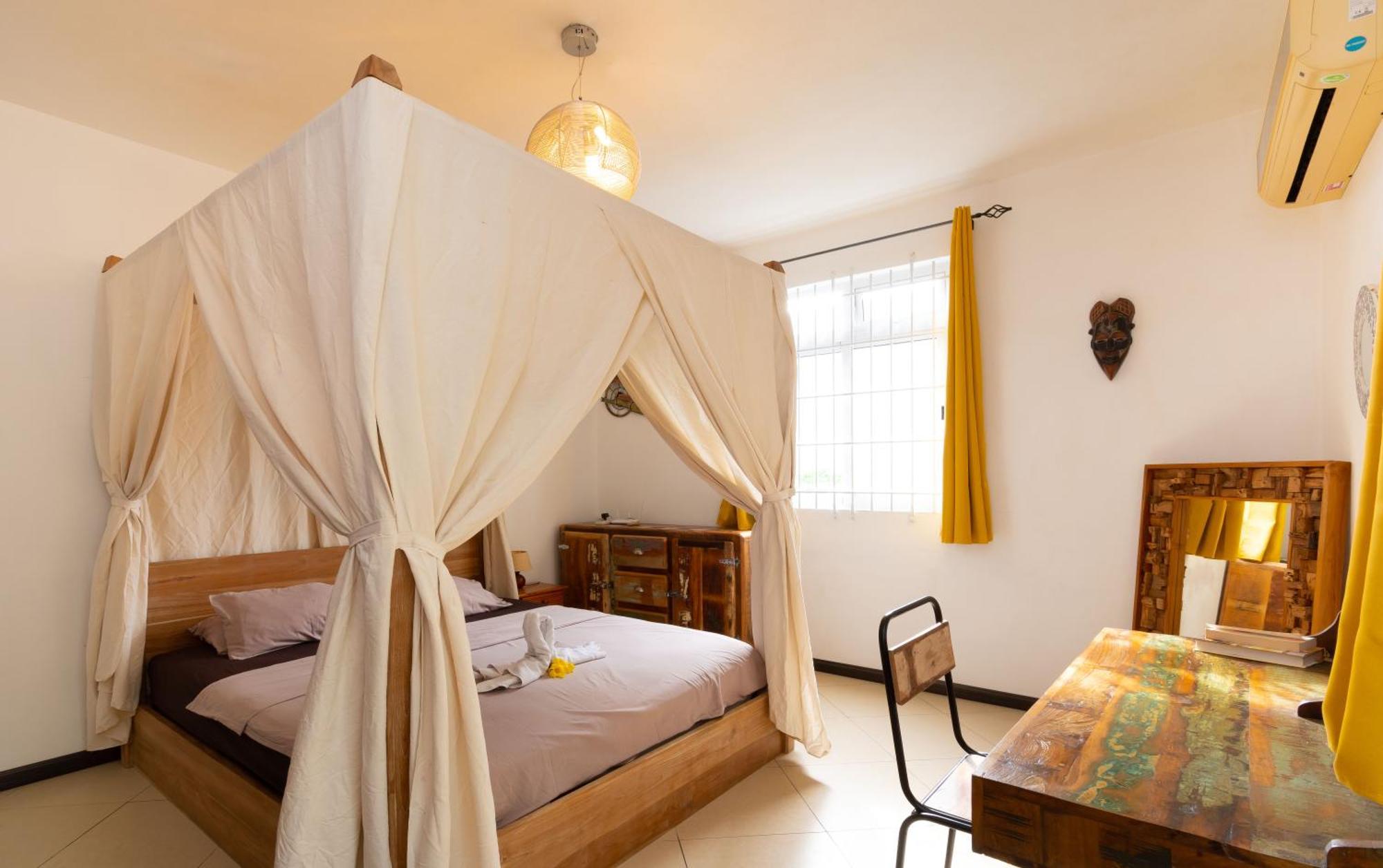 Twakila Sunset Suites La Gaulette Exteriér fotografie
