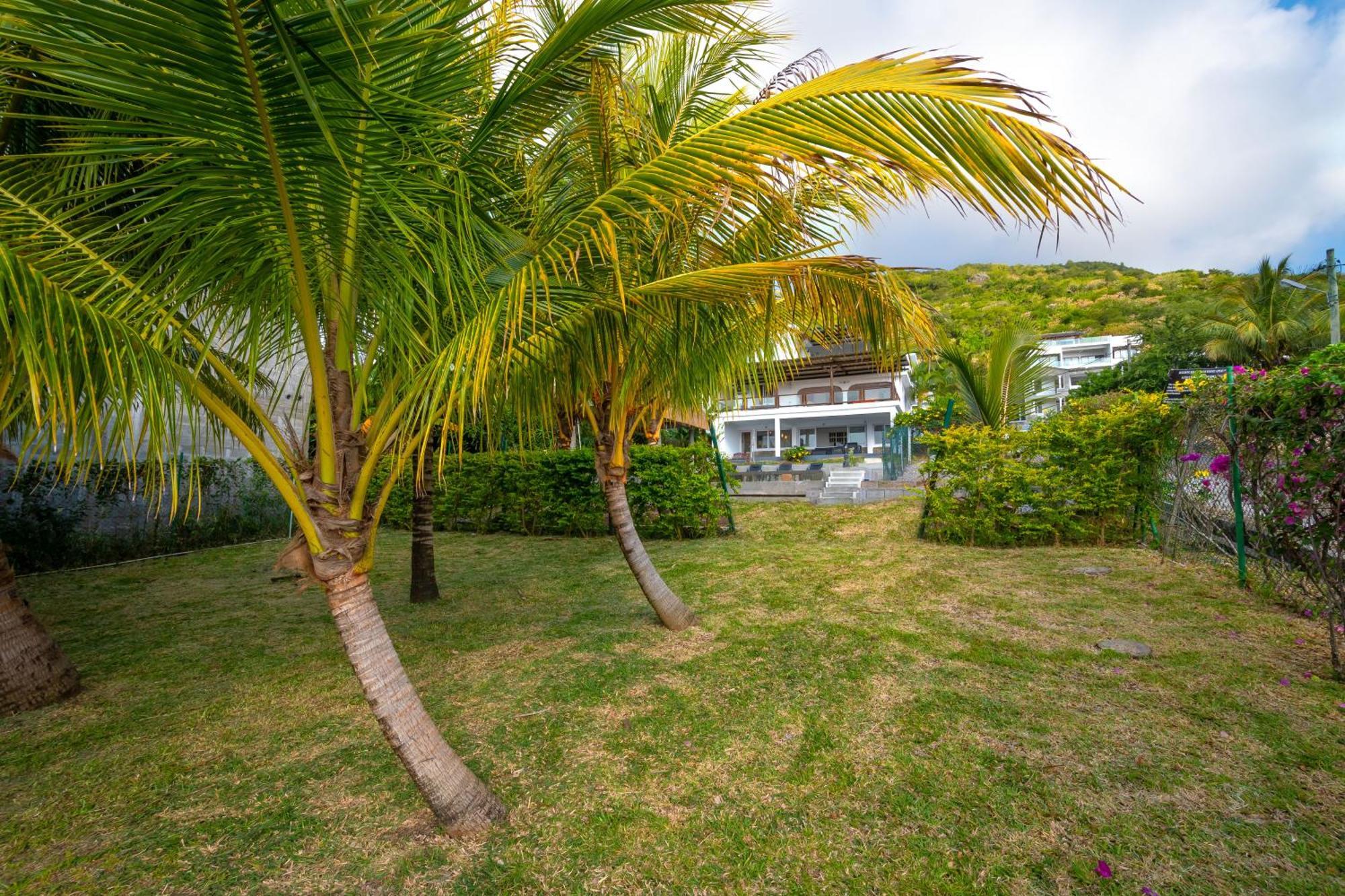 Twakila Sunset Suites La Gaulette Exteriér fotografie